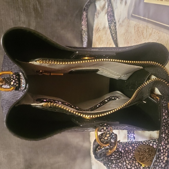 Holiday Handbag ~ Black Snake Pattern ~ Brass Tone Hardware Mini Tote/Cr… - Picture 7 of 9